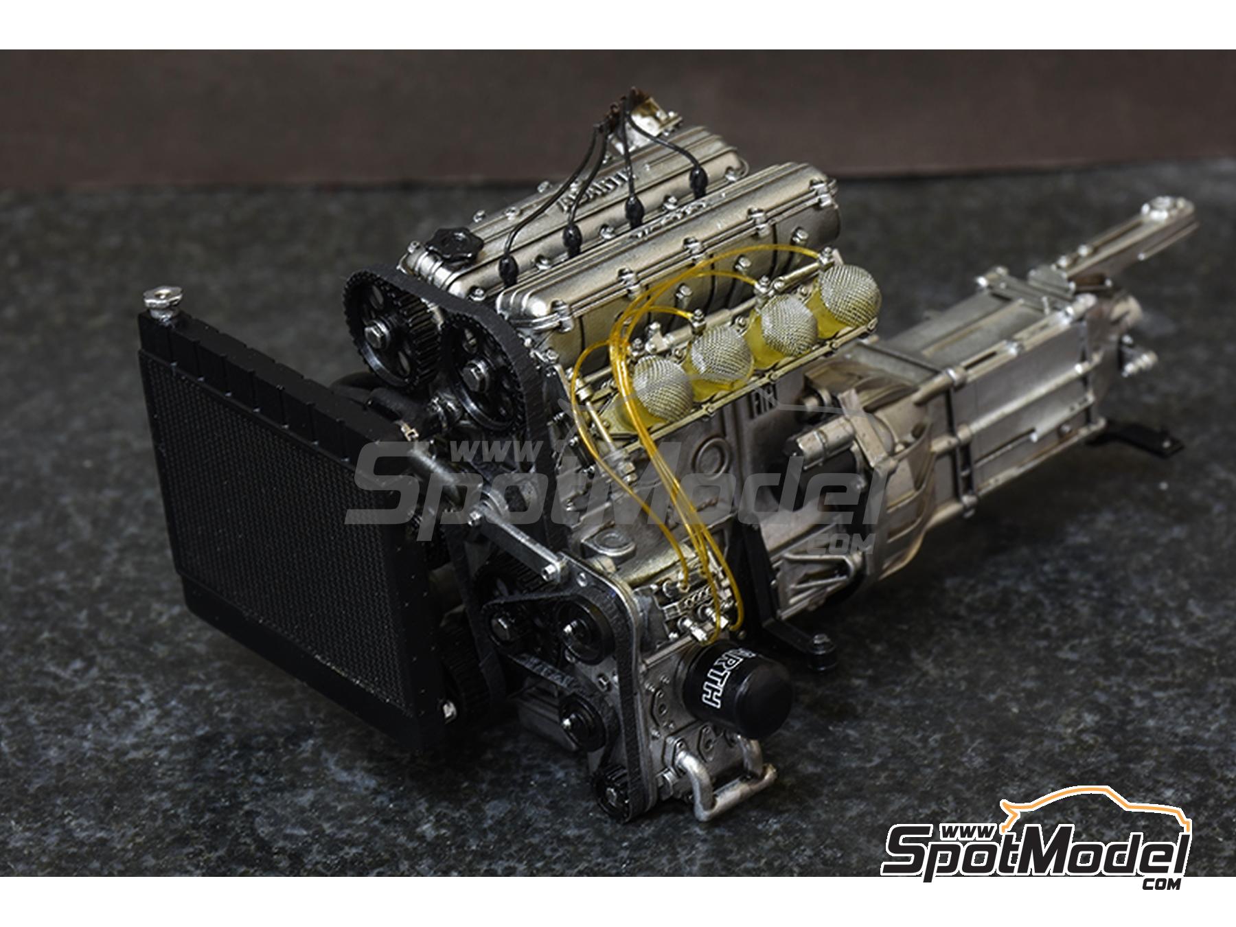 未組立　MFH 131 RALLY 1/12スケール K851 未組立 MFH 131 RALLY 1/12スケール K851 1:12 Fiat 131 Rally - Full